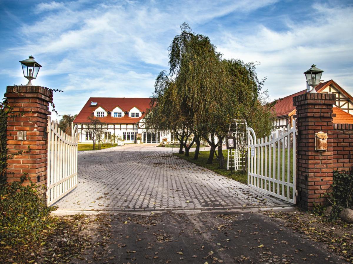 Wierzbowe Ranczo - Blisko Suntago Budy Michalowskie Exterior foto